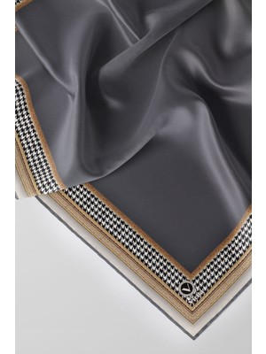 Violla Twill Kazayak Bordür Desenli Füme Renkli 90X90 Eşarp (Ipek Içermez) Kenar Dikiş Şekli El Dikişli