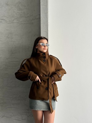 Kadın Dik Yaka Kuşaklı Kısa Astarlı Kaşe Kaban