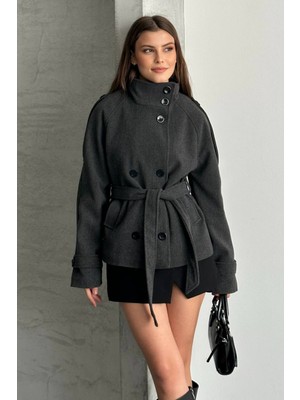 Kadın Dik Yaka Kuşaklı Kısa Astarlı Kaşe Kaban