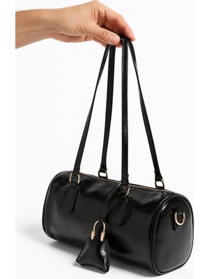 Lorevie Kadın Suni Deri Silindir El ve Omuz Çantası (Charm Detaylı)