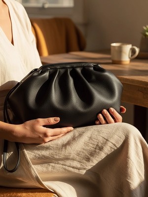 Yedideri Lüks Hakiki Deri Bulut Çanta – Kadın El ve Omuz Çantası