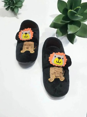 Gezer Erkek Çocuk Aslan Figürlü Kışlık Yumuşacık Ev Pandufu Cırtlı Siyah
