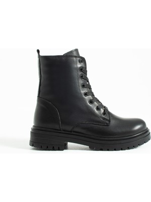 Roosevelt Kadın Hakiki Deri Bağcıklı Düz Taban Bot Postal – Olala Serisi