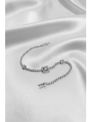 Aslı Kiraz Jewerly Çelik Minimal Su Yolu Gümüş Kadın Bileklik Baget Taşlı Clk-Su-Yl-Gms-Kdn-Blk-Bgt-Ts