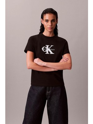 Calvin Klein Kadın TIŞÖRT-LV047E819G