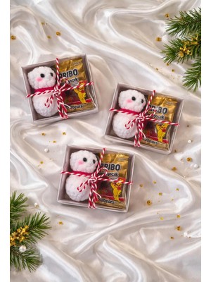 eklektis 2 Adet Yılbaşı Hediyelik , Örgü Kardan Adam Anahtarlık ve Jelibon Yılbaşı Hediye Kutusu