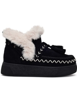 Derimod Kadın Siyah Kalın Tabanlı Püsküllü Süet Teddy Bot 25WFE402510