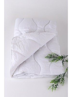 Bella Home Kristal Beyaz Bebek Yorganı – 100X150 cm