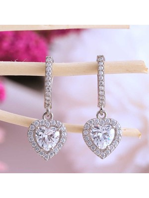 Costurera Gümüş Beyaz Taşlı Kalpli Kadın Küpe