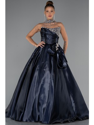 Abiyefon Straplez Yaka Aksesuarlı Uzun Saten Nişan Elbisesi ABU5324