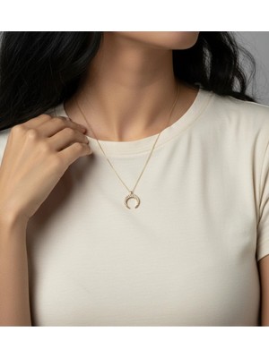 Stilly Kararmaz Çelik Ay Motifli Kolye