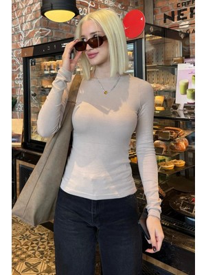 Madmext Bej Kayık Yaka Uzun Kollu Body MG2627