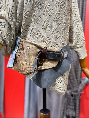 Yılday Gür Butik Amartha El Yapımı Deri Kemer – Denim Detaylı Tasarım