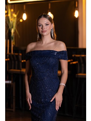 Abiyefon Kayık Yaka Boncuklu Uzun Abiye Elbise ABU5492