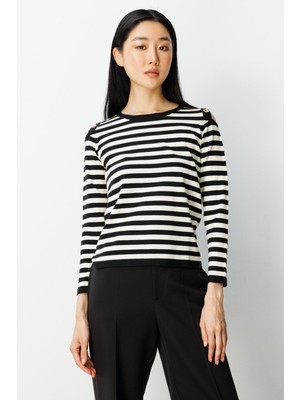 On Triko Omuzları Pencere Detaylı Triko Kazak 65304