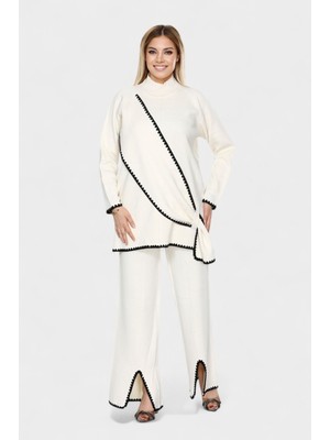 Newco Asimetrik Şerit Desenleri ve Paça Yırtmaç Detaylarıyla Modern Tasarım Triko Ikili Takım - Ekru
