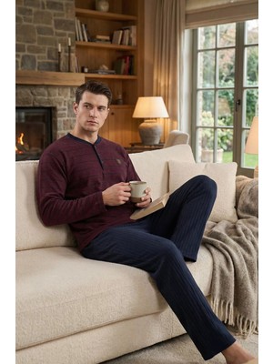 Erkek Çizgi Desenli Yarım Düğmeli Uzun Kol Pijama Takımı P-00018976