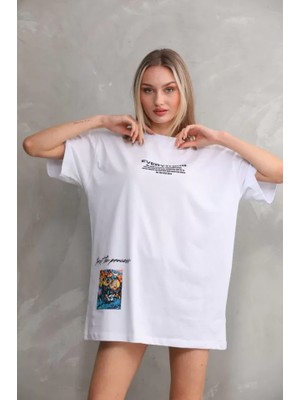 Mericline Unisex Bisiklet Yaka Baskılı Oversize T-Shirt - Beyaz