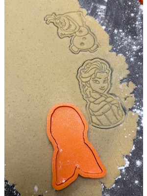 ADA 3D Karlar Ülkesi Elsa Anna Olaf Figürlü Prenses Temalı Kurabiye Kalıbı Seti