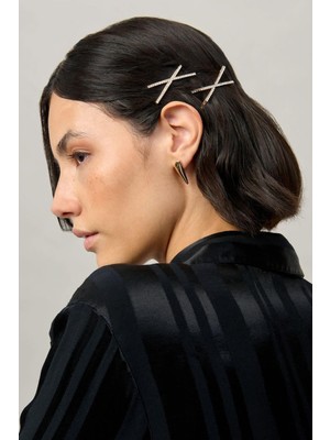 New Obsessions Parlak Taşlı x Detaylı Altın Rengi Tel Toka 2 Adet