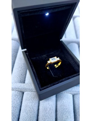 Zanaat Silver 925 Ayar Gümüş Işıklı Kutuda Ayarlanabilir Tektaş Baget Kadın Yüzük