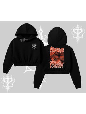 Always Chillin Kedi Arka Baskılı Kapşonlu Crop Sweatshirt