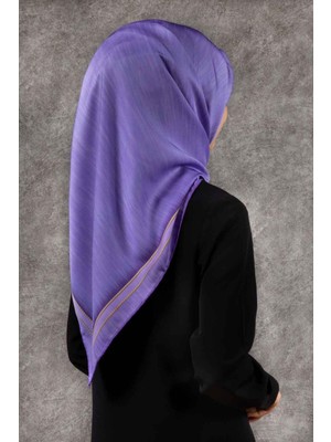 Violla Twill Efektli Bordür Desenli Lila Renkli 90X90 Eşarp (Ipek Içermez) Dikim Şekli : El Dikişi