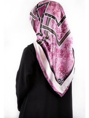 Violla Twill Geometrik Desenli Mürdüm Renkli 90X90 Eşarp (Ipek Içermez) Kenar Dikiş Şekli El Dikişli