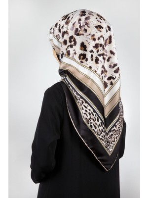 Violla Twill Kemerli ve Leopar Desenli Siyah Renkli 90X90 Eşarp (Ipek Içermez) Dikim Şekli : El Dikişi