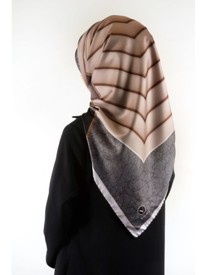 Violla Twill Zigzag Desenli Gri - Bej Renkli 90X90 Eşarp (Ipek Içermez) Kenar Dikiş Şekli El Dikişli