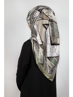 Violla Twill Kazayağı Desenli Su Yeşili Renkli 90X90 Eşarp (Ipek Içermez) Kenar Dikiş Şekli El Dikişli