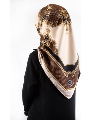 Violla Twill Barok Desenli Bakır Renkli 90X90 Eşarp (Ipek Içermez) Dikim Şekli : El Dikişi