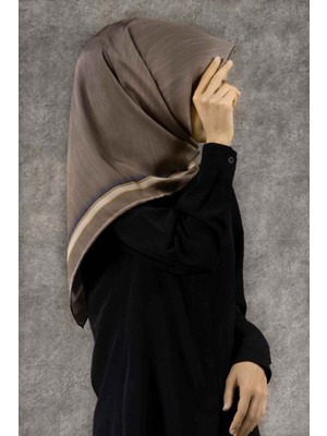 Violla Twill Efektli Bordür Desenli Vizon Renkli 90X90 Eşarp (Ipek Içermez) Dikim Şekli : El Dikişi