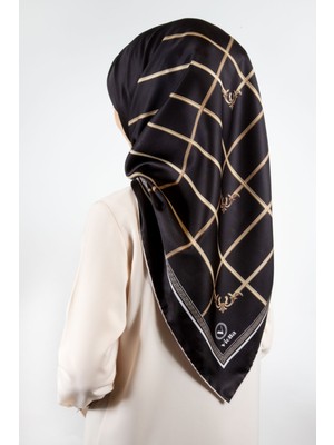 Violla Twill Gold Detaylı Kareli Desenli Siyah Renkli 90X90 Eşarp (Ipek Içermez) Kenar Dikiş Şekli El Dikiş