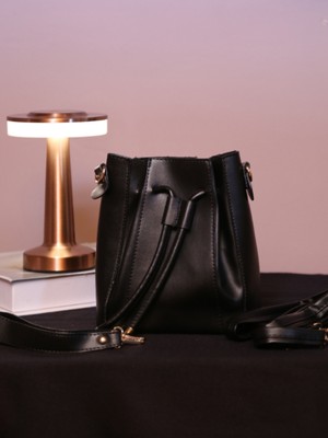 Alvora Bağlama Detaylı Kova Model Kadın El ve Omuz Çantası