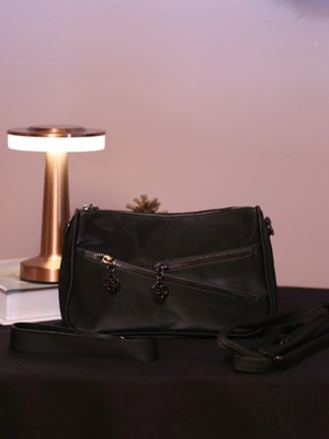 Alvora Süet Yumuşak Dokulu Fermuar Detaylı Çapraz Askılı Omuz ve El Çantası Şık Modern Tasarım