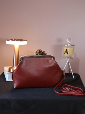 Alvora Kadın Retro Metal Kilitli Omuz & El Çantası