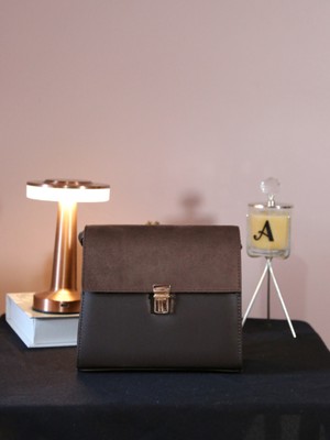 Alvora Süet Kapaklı Kare Form Kadın El & Omuz Çantası