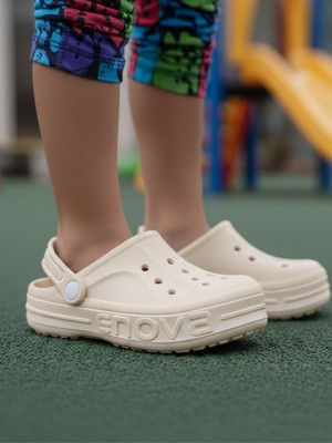 Çocuk Terliği Krem – Lurji Cros Hafif ve Ortopedik, Yumuşak Tabanlı Günlük Terlik