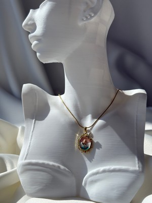 NB Steelora Çelik Gold Renk Mix Renk Çiçek Işlemeli Zirkon Taşlı Kadın Kolye