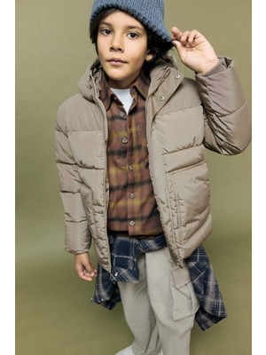 DeFacto Erkek Çocuk Su İtici Kapüşonlu Mont C5526A825WN