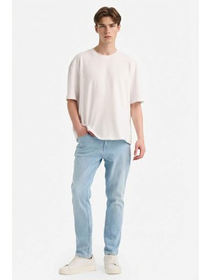 DeFacto Pedro Slim Fit Dar Kalıp Normal Bel Dar Paça Jean Pantolon F2989AX25AU