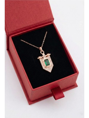 Çekirdek Jewelry 925 Ayar Gümüş Baget Taşlı Kolye