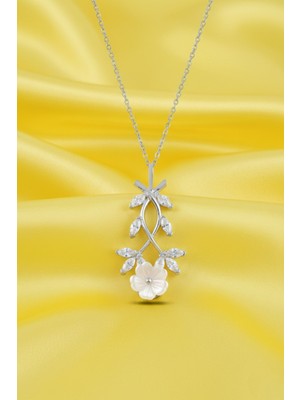 Çekirdek Jewelry 925 Ayar Gümüş Manolya Çiçekli Ters Kolye