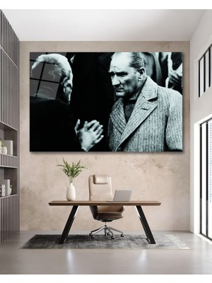 Marsilyan Atatürk Halktan Biriyle Cam Tablo