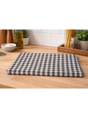 Özdağ Home Concept 10 Renk Ekose Desenli Sofra Bezi/Masa Örtüsü – Şık, Dayanıklı ve Günlük Kullanıma Uygun Dokuma Kumaş