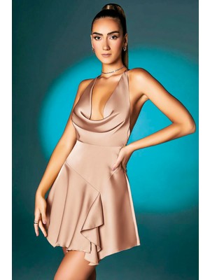 Çamaşır Kenti Somon Askılı Degajeli Fantezi Mini Elbise