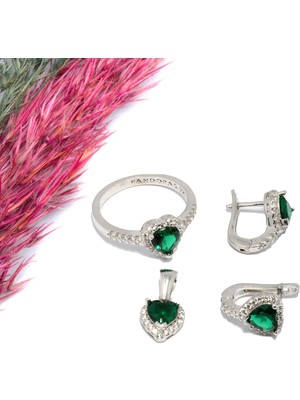 Canka Yeşil Taşlı Kalpli Gümüş Takım