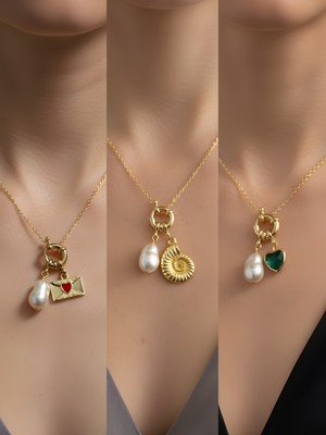 NKT Collection Zümrüt Yeşili Kalp Deniz Kabuğu Kalpli Zarf Incili Kolye