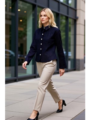 Benerly Kadın Gömlek Yaka Standart Kol Düz Kadife Fitted Kalıp Fonksiyonel Dayanıklı Kaliteli Spor